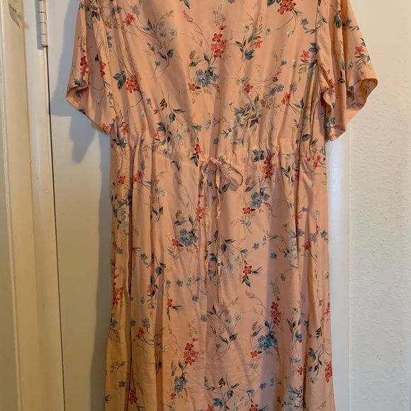 Cute dress peach with flowers size 14 Katy D - Picture 3 of 4